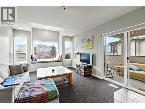 712-creekside-road-main-north-penticton-21 at 712 Creekside Road, Main North, Penticton