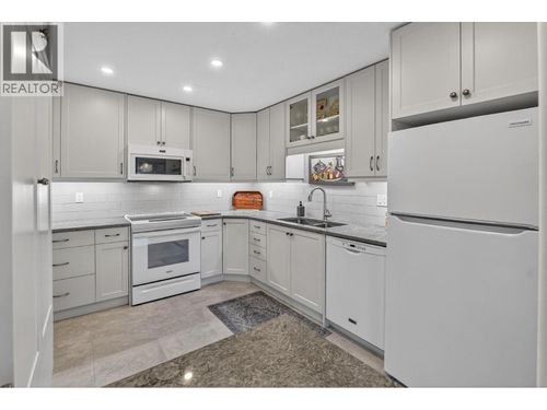 2265-atkinson-street-unit-504-main-south-penticton-04 at 504 - 2265 Atkinson Street, Main South, Penticton