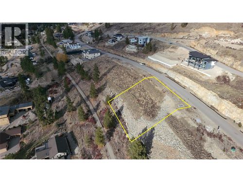 2501-workman-place-naramata-rural-naramata-02 at 2501 Workman Place, Naramata