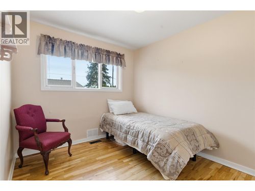 164-manor-park-avenue-main-north-penticton-22 at 164 Manor Park Avenue, Main North, Penticton