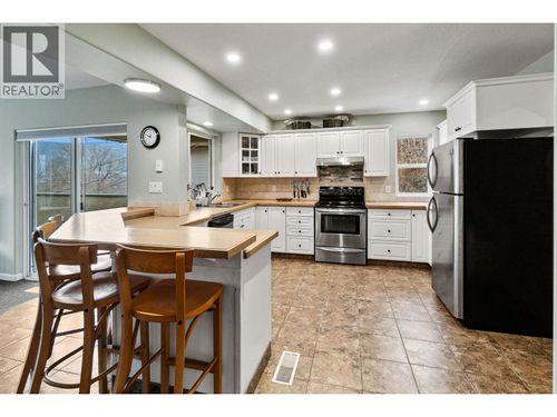 712-creekside-road-main-north-penticton-13 at 712 Creekside Road, Main North, Penticton