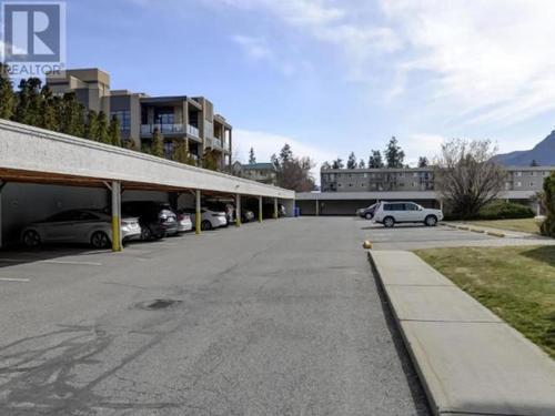 307-284-yorkton-ave-pe-main-south-penticton-02 at 307 - 284 Yorkton Avenue, Main South, Penticton