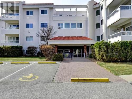 306-284-yorkton-ave-pe-main-south-penticton-02 at 306 - 284 Yorkton Avenue, Main South, Penticton 306-284-yorkton-ave-pe-main-south-penticton-02 at 306 - 284 Yorkton Avenue, Main South, Penticton