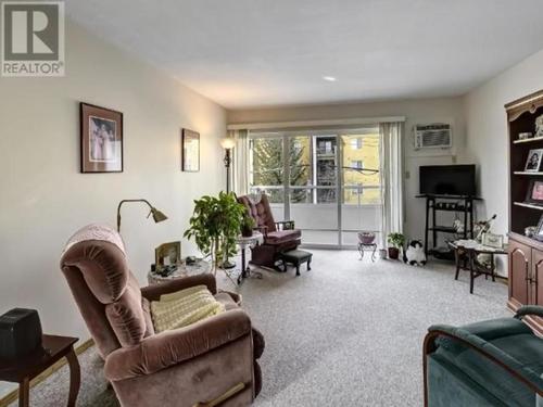 306-284-yorkton-ave-pe-main-south-penticton-10 at 306 - 284 Yorkton Avenue, Main South, Penticton 306-284-yorkton-ave-pe-main-south-penticton-10 at 306 - 284 Yorkton Avenue, Main South, Penticton