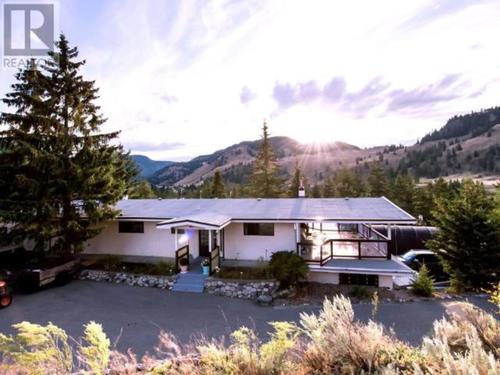 262-twin-lakes-road-ko-kaledenokanagan-falls-rural-kaledenokanagan-falls-01 at 262 Twin Lakes Road, Kaleden 262-twin-lakes-road-ko-kaledenokanagan-falls-rural-kaledenokanagan-falls-01 at 262 Twin Lakes Road, Kaleden