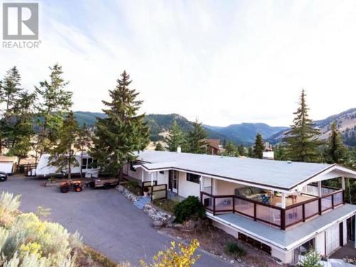 262-twin-lakes-road-ko-kaledenokanagan-falls-rural-kaledenokanagan-falls-02 at 262 Twin Lakes Road, Kaleden