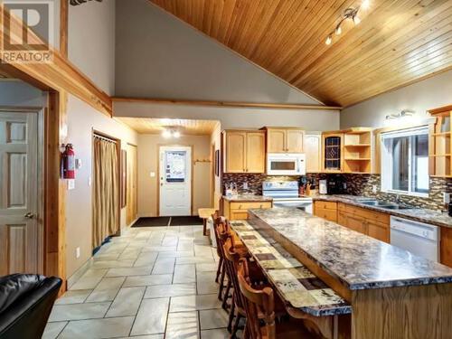 133-whitetail-road-pe-apex-mountain-hedley-apex-mountain-05 at 1 - 133 Whitetail Road, Apex Mountain (hedley), Apex 133-whitetail-road-pe-apex-mountain-hedley-apex-mountain-05 at 1 - 133 Whitetail Road, Apex Mountain (hedley), Apex