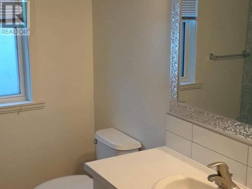 410-alexander-ave-pe-main-north-penticton-10 at 410 Alexander Avenue, Main North, Penticton 410-alexander-ave-pe-main-north-penticton-10 at 410 Alexander Avenue, Main North, Penticton