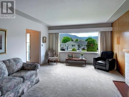 1372-balfour-street-pe-main-north-penticton-02 at 1372 Balfour Street, Main North, Penticton 1372-balfour-street-pe-main-north-penticton-02 at 1372 Balfour Street, Main North, Penticton