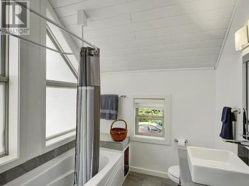 3973-lakeside-road-pe-main-south-penticton-37 at 3973 Lakeside Road, Main South, Penticton 3973-lakeside-road-pe-main-south-penticton-37 at 3973 Lakeside Road, Main South, Penticton