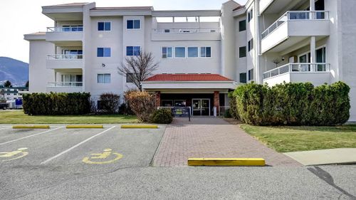 305-284-yorkton-avenue-main-south-penticton-00 at 305 - 284 Yorkton Avenue, Main South, Penticton 305-284-yorkton-avenue-main-south-penticton-00 at 305 - 284 Yorkton Avenue, Main South, Penticton