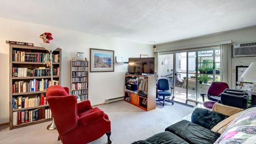 305-284-yorkton-avenue-main-south-penticton-01 at 305 - 284 Yorkton Avenue, Main South, Penticton