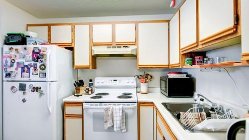 305-284-yorkton-avenue-main-south-penticton-10 at 305 - 284 Yorkton Avenue, Main South, Penticton