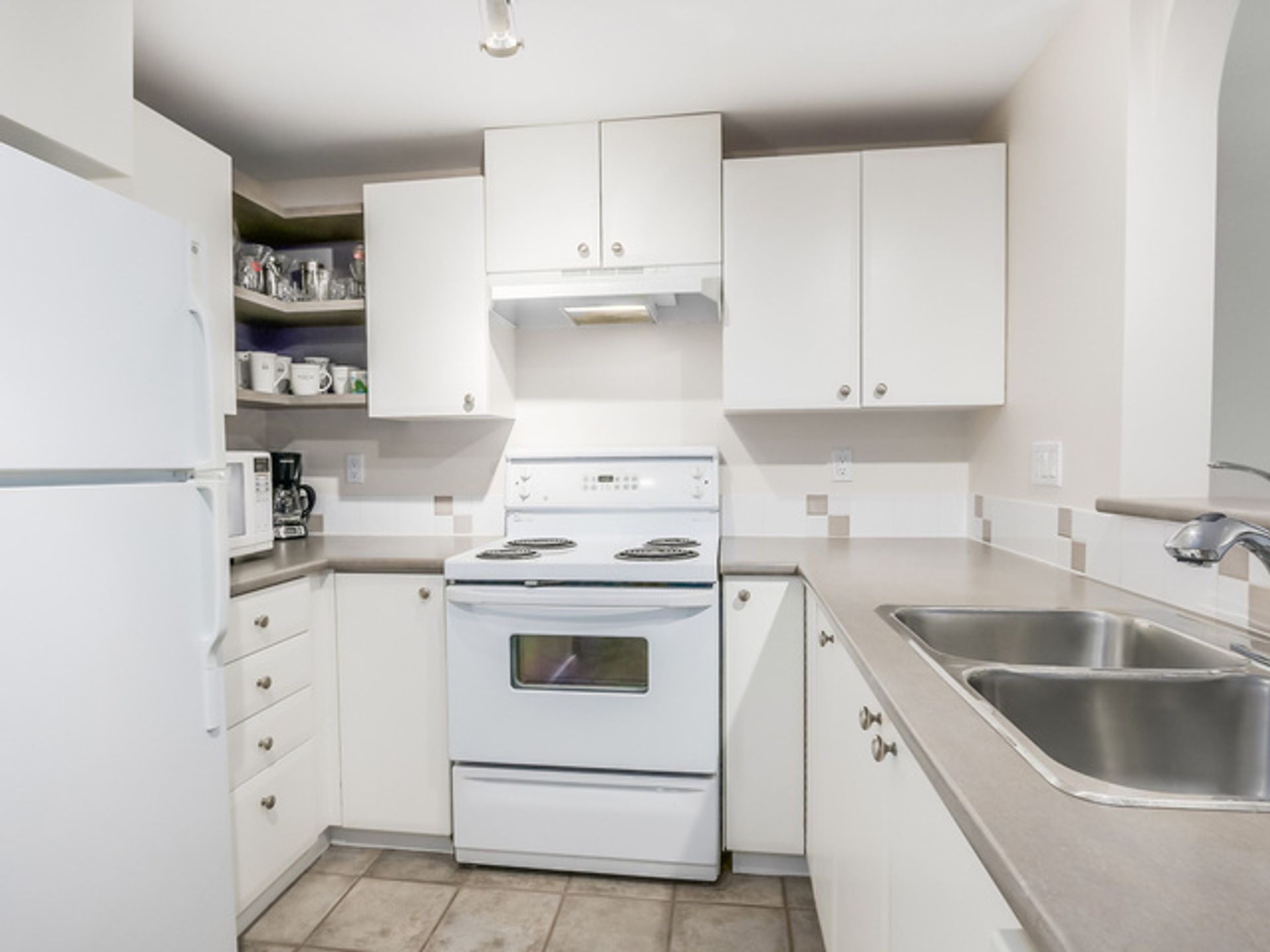 59786 at 110 - 1111 Lynn Valley Road, Lynn Valley, North Vancouver