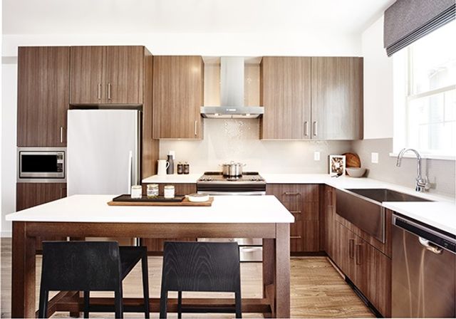 60073 at 28 - 433 Seymour River Place, Seymour NV, North Vancouver