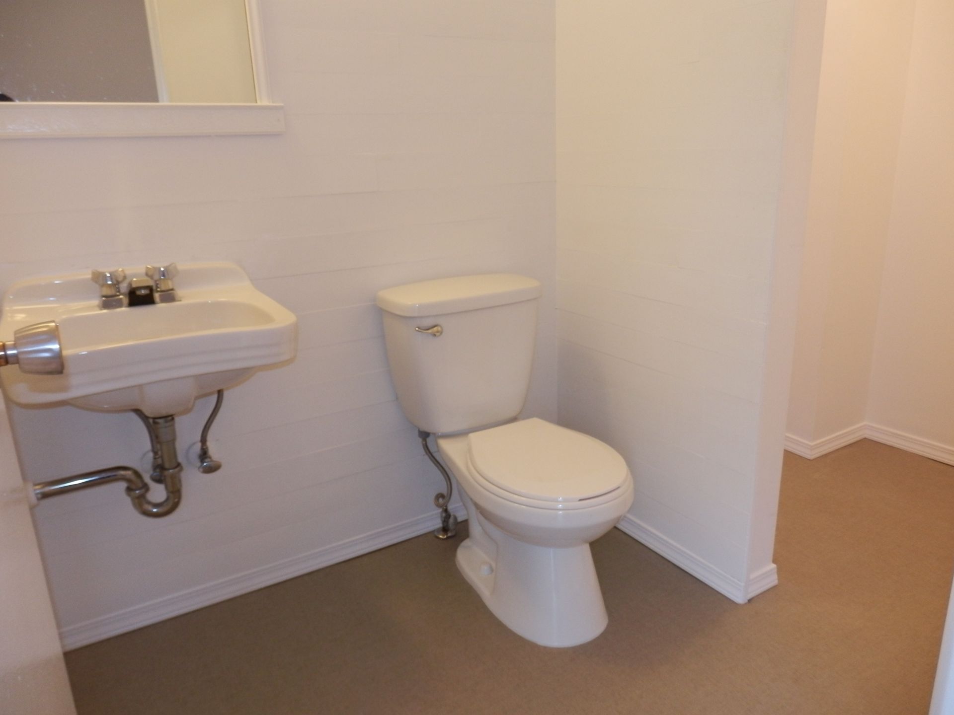 60093 at 4619 Hoskins Road, Lynn Valley, North Vancouver