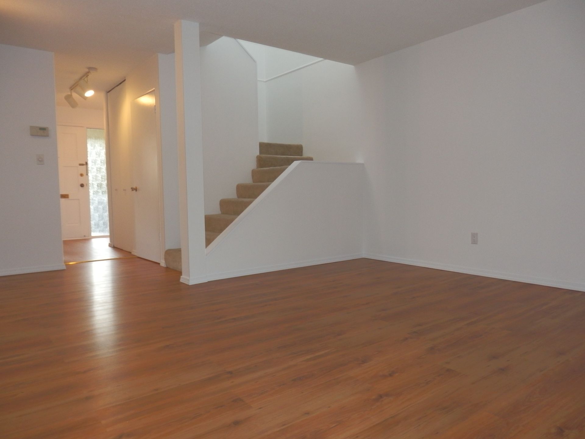 60099 at 4619 Hoskins Road, Lynn Valley, North Vancouver