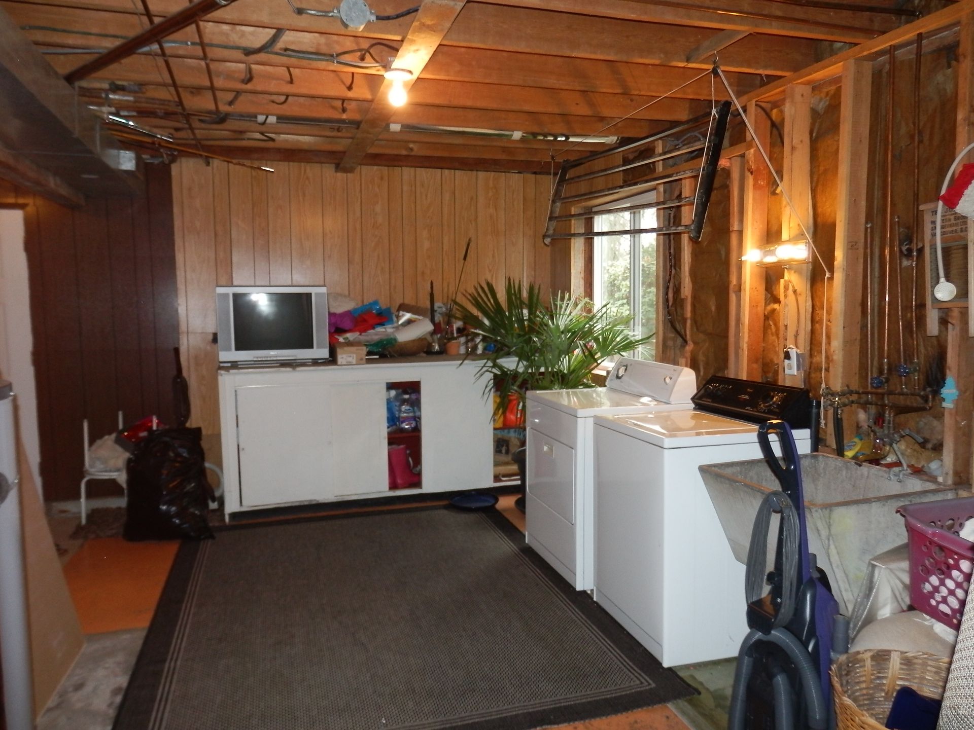 60269 at 1355 14th Street East, Westlynn, North Vancouver