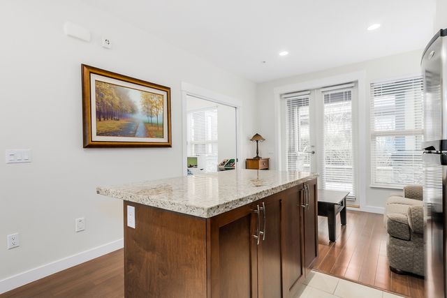 60344 at 11 - 307 15th Street East, Central Lonsdale, North Vancouver