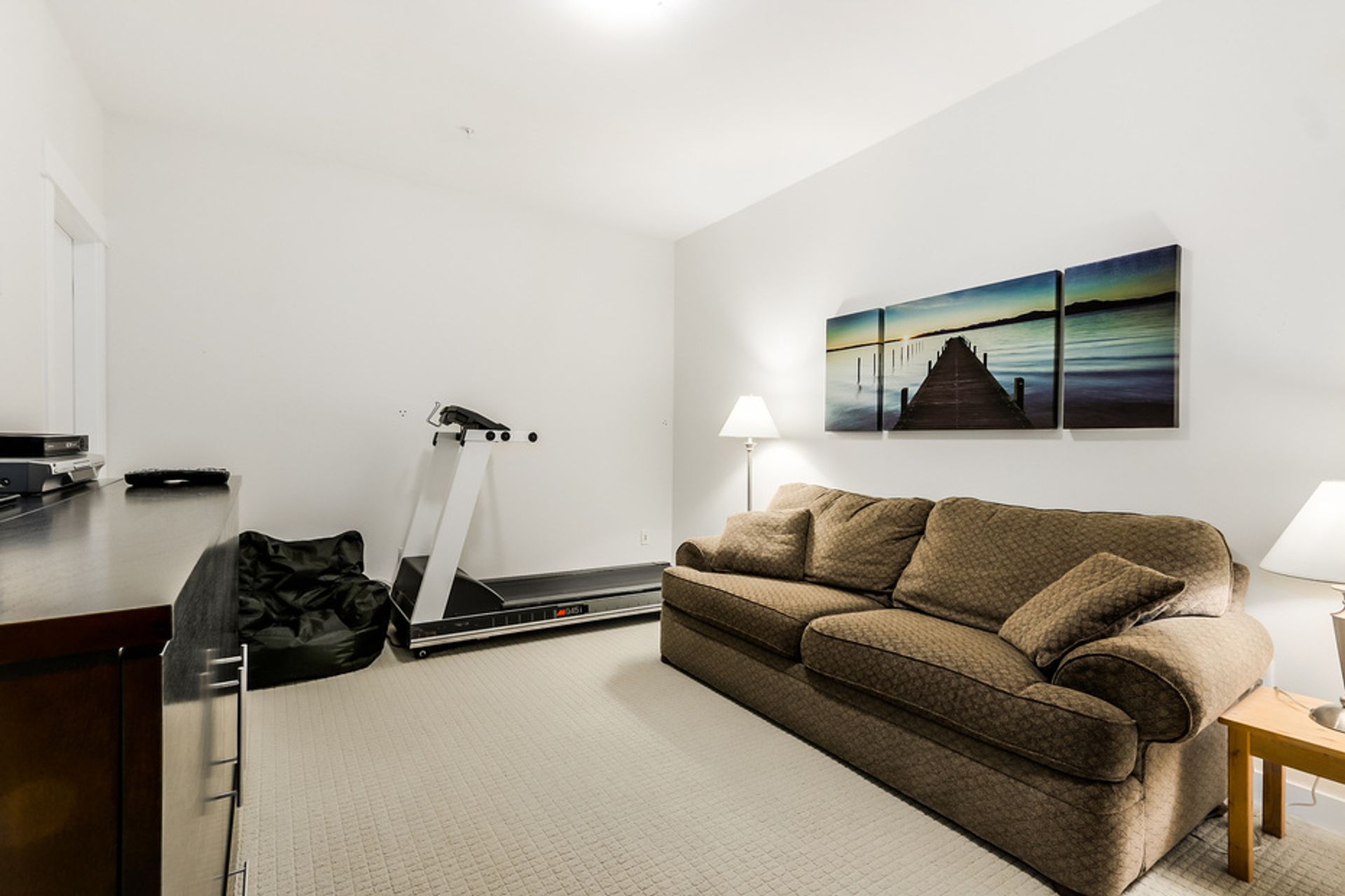 60374 at 11 - 307 15th Street East, Central Lonsdale, North Vancouver