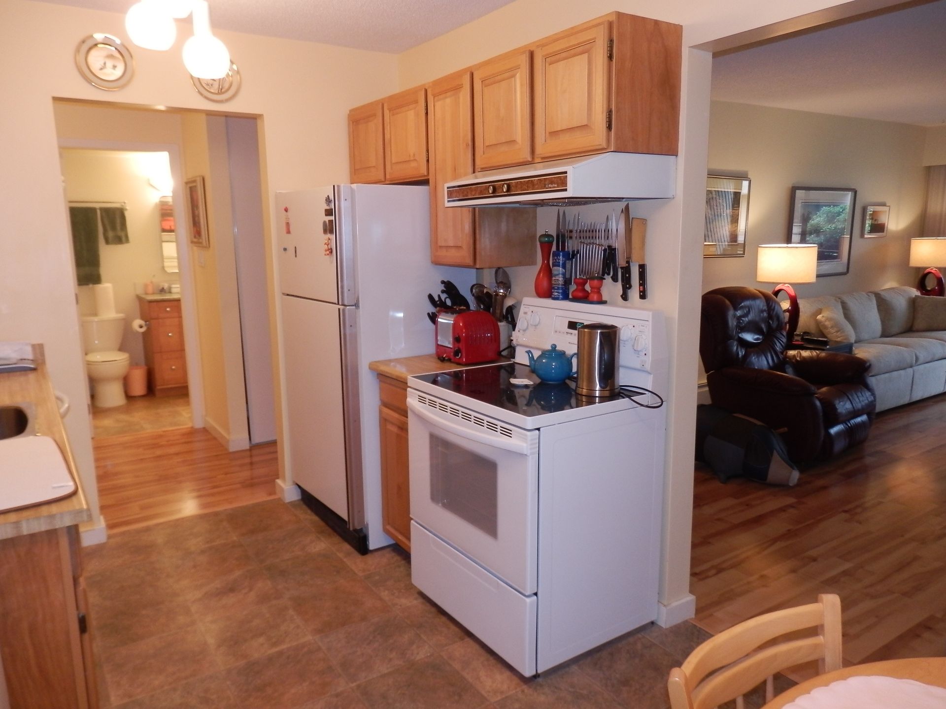 60564 at 318 - 1385 Draycott Road, Lynn Valley, North Vancouver