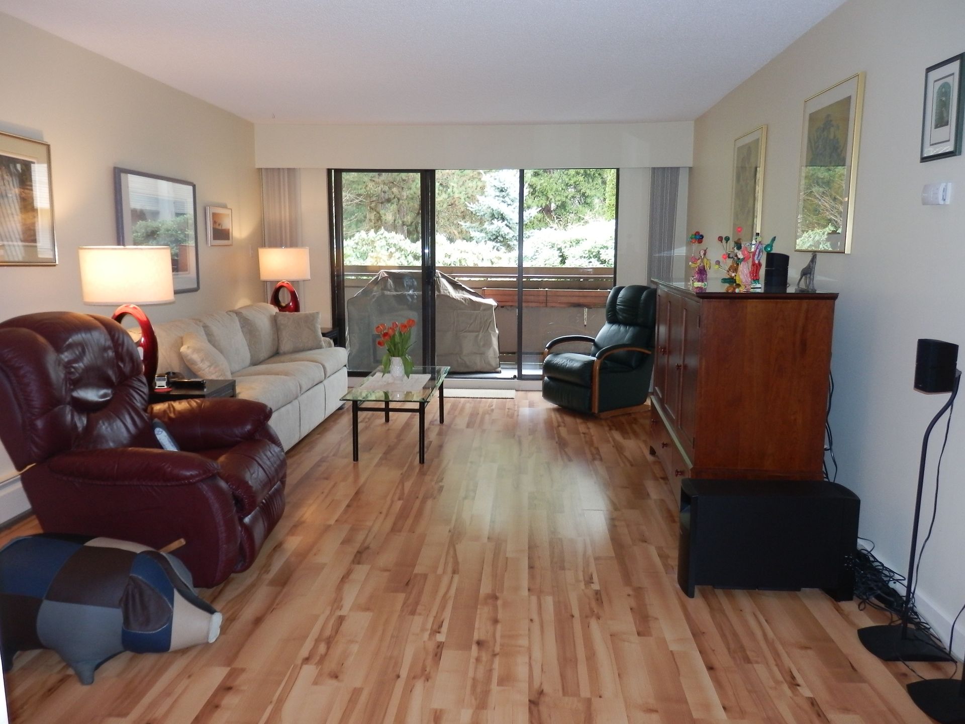 60567 at 318 - 1385 Draycott Road, Lynn Valley, North Vancouver