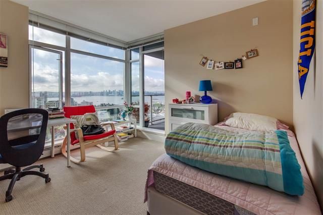 61114 at 1003 - 1320 Chesterfield Avenue, Central Lonsdale, North Vancouver