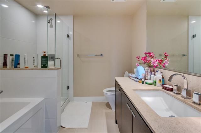 61124 at 1003 - 1320 Chesterfield Avenue, Central Lonsdale, North Vancouver