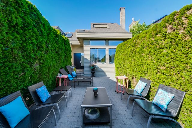 60439 at 256 5th Street West, Lower Lonsdale, North Vancouver