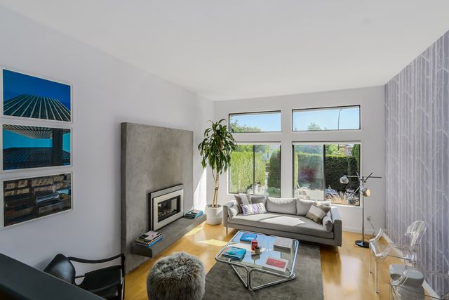 60450 at 256 5th Street West, Lower Lonsdale, North Vancouver