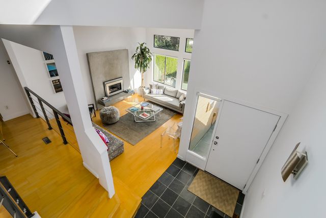 60469 at 256 5th Street West, Lower Lonsdale, North Vancouver
