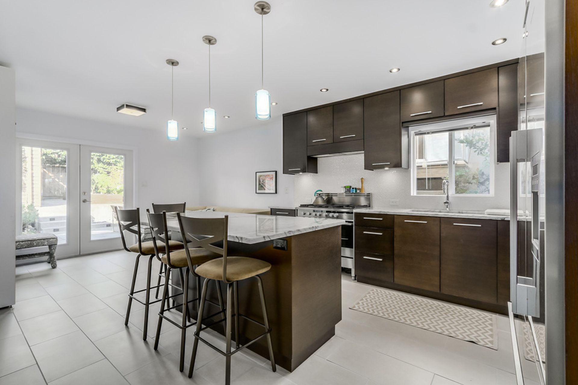 60457 at 256 5th Street West, Lower Lonsdale, North Vancouver