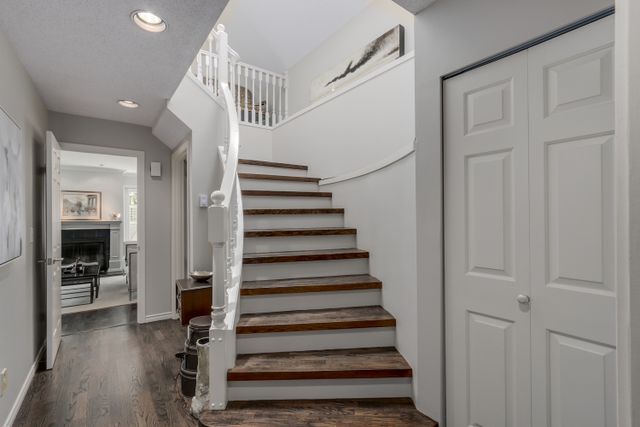 60844 at 101 - 223 Keith Road E, North Vancouver