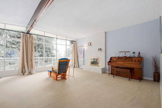 60941 at 851 Prospect Avenue, North Vancouver