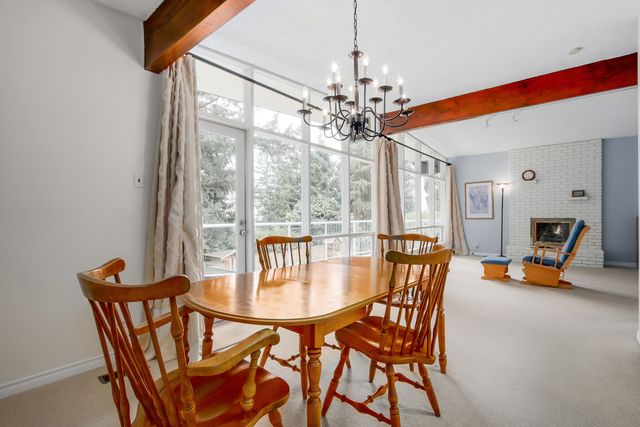 60950 at 851 Prospect Avenue, North Vancouver