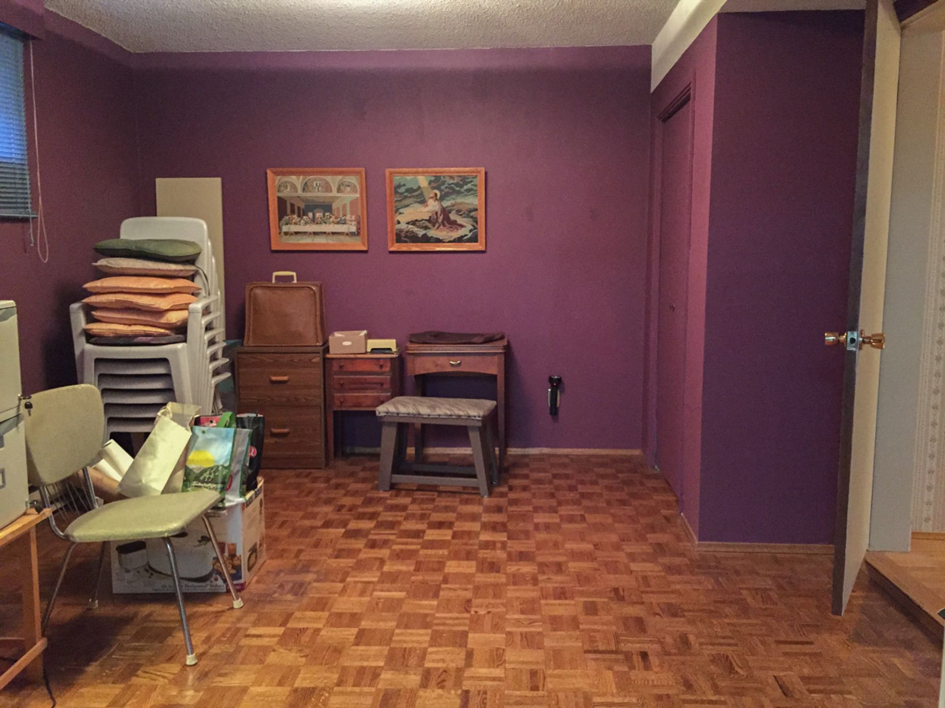 61218 at 727 21st Street W, North Vancouver