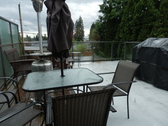 61262 at 231 27th Street E, North Vancouver