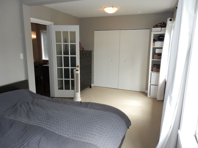 61268 at 231 27th Street E, North Vancouver