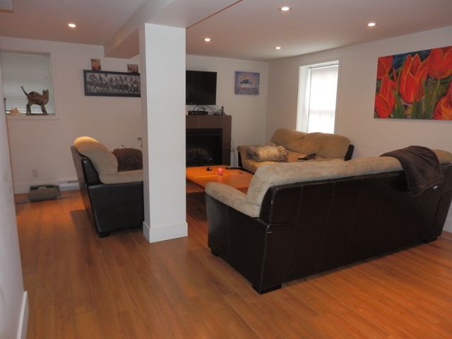 61280 at 231 27th Street E, North Vancouver