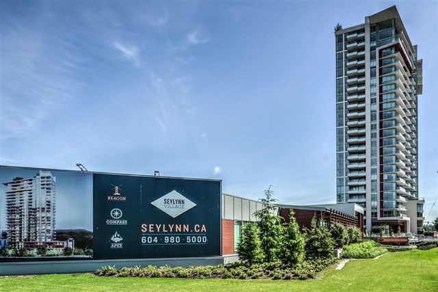 61374 at 902 - 680 Seylynn Crescent, North Vancouver