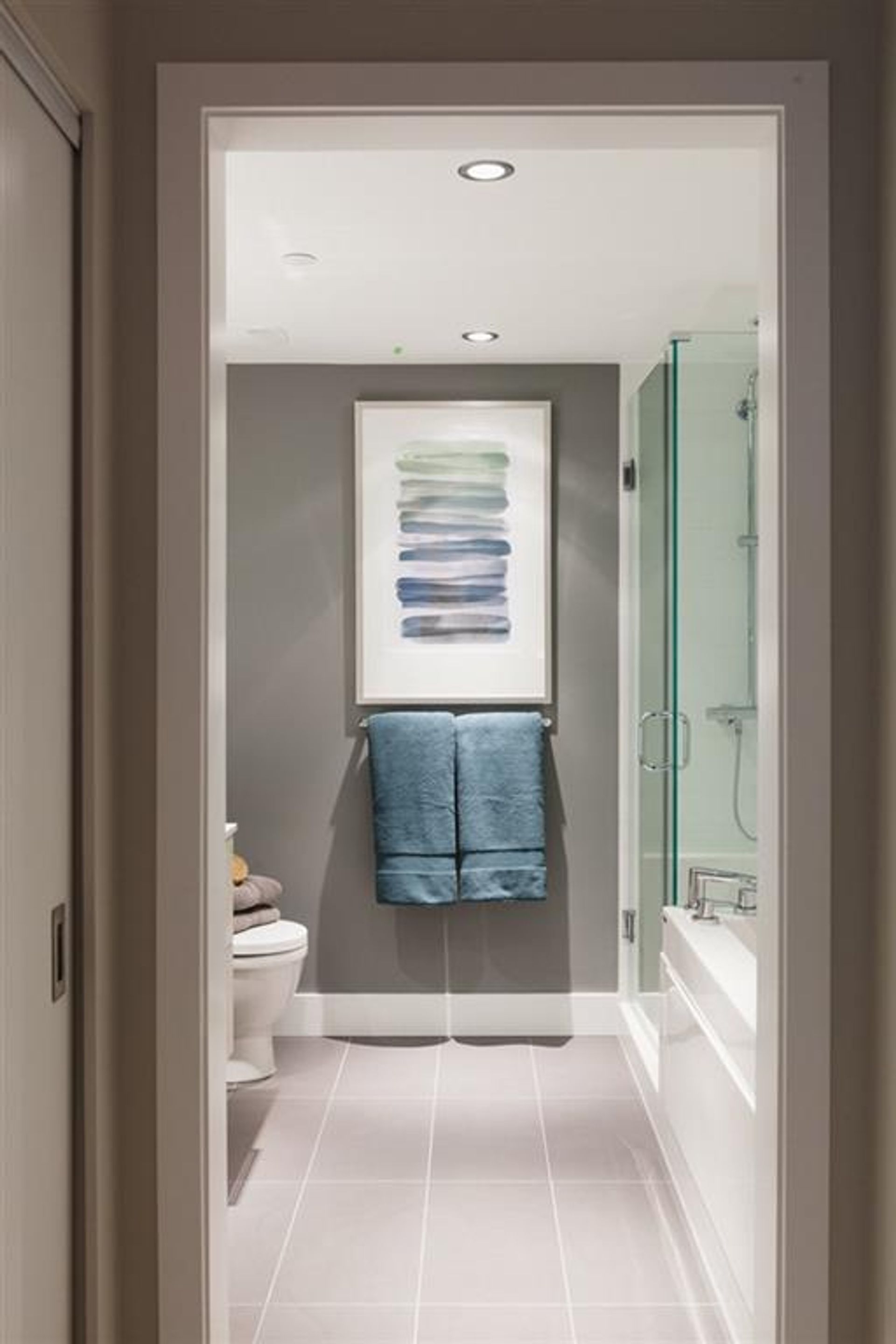 61359 at 902 - 680 Seylynn Crescent, North Vancouver