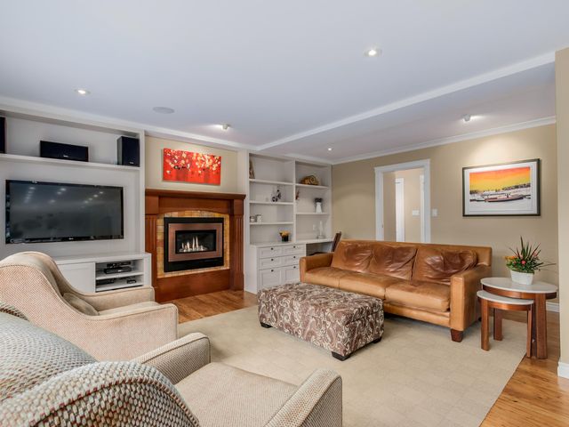 61448 at 697 Braemar Road E, North Vancouver