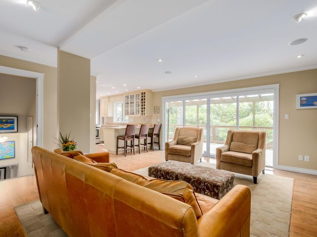 61500 at 697 Braemar Road E, North Vancouver