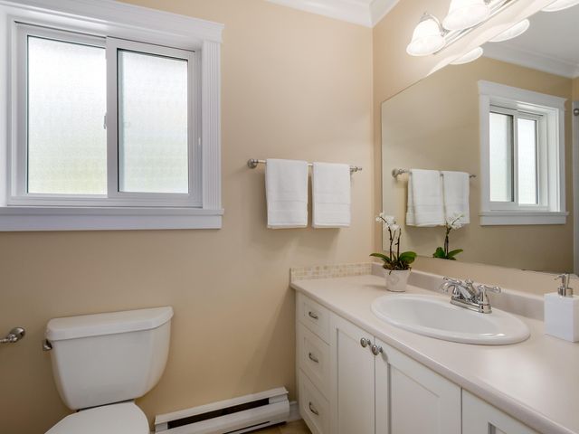 61506 at 697 Braemar Road E, North Vancouver