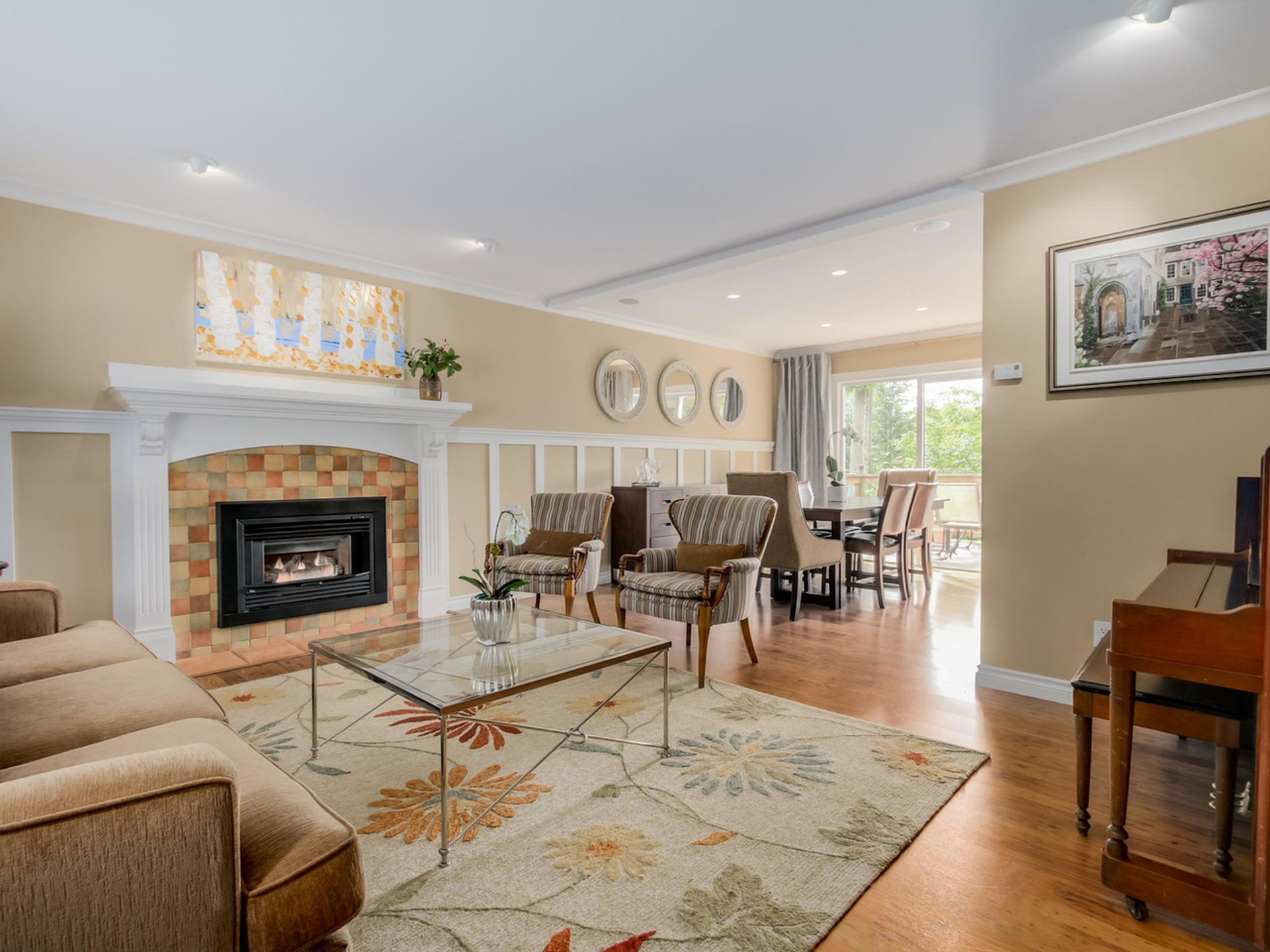 61433 at 697 Braemar Road E, North Vancouver