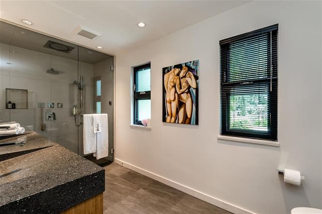 61657 at 3333 Chaucer Avenue, North Vancouver