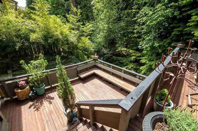 61684 at 3333 Chaucer Avenue, North Vancouver