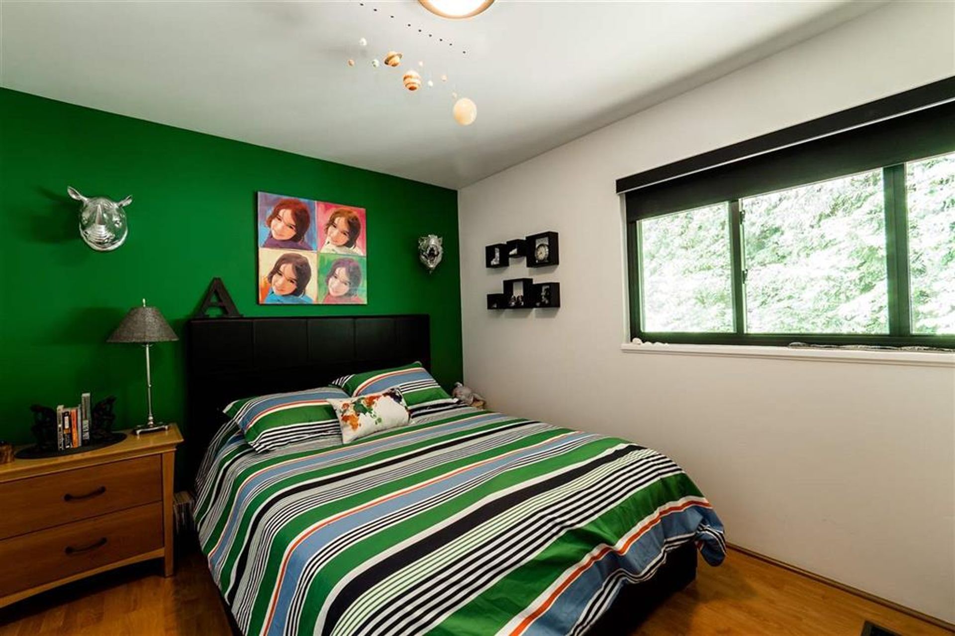 61663 at 3333 Chaucer Avenue, North Vancouver