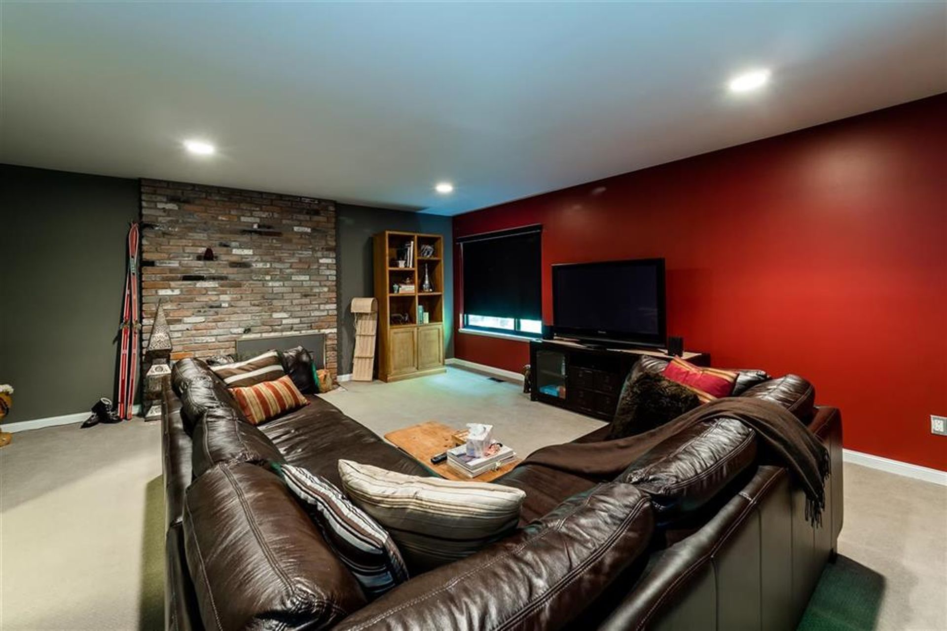 61669 at 3333 Chaucer Avenue, North Vancouver