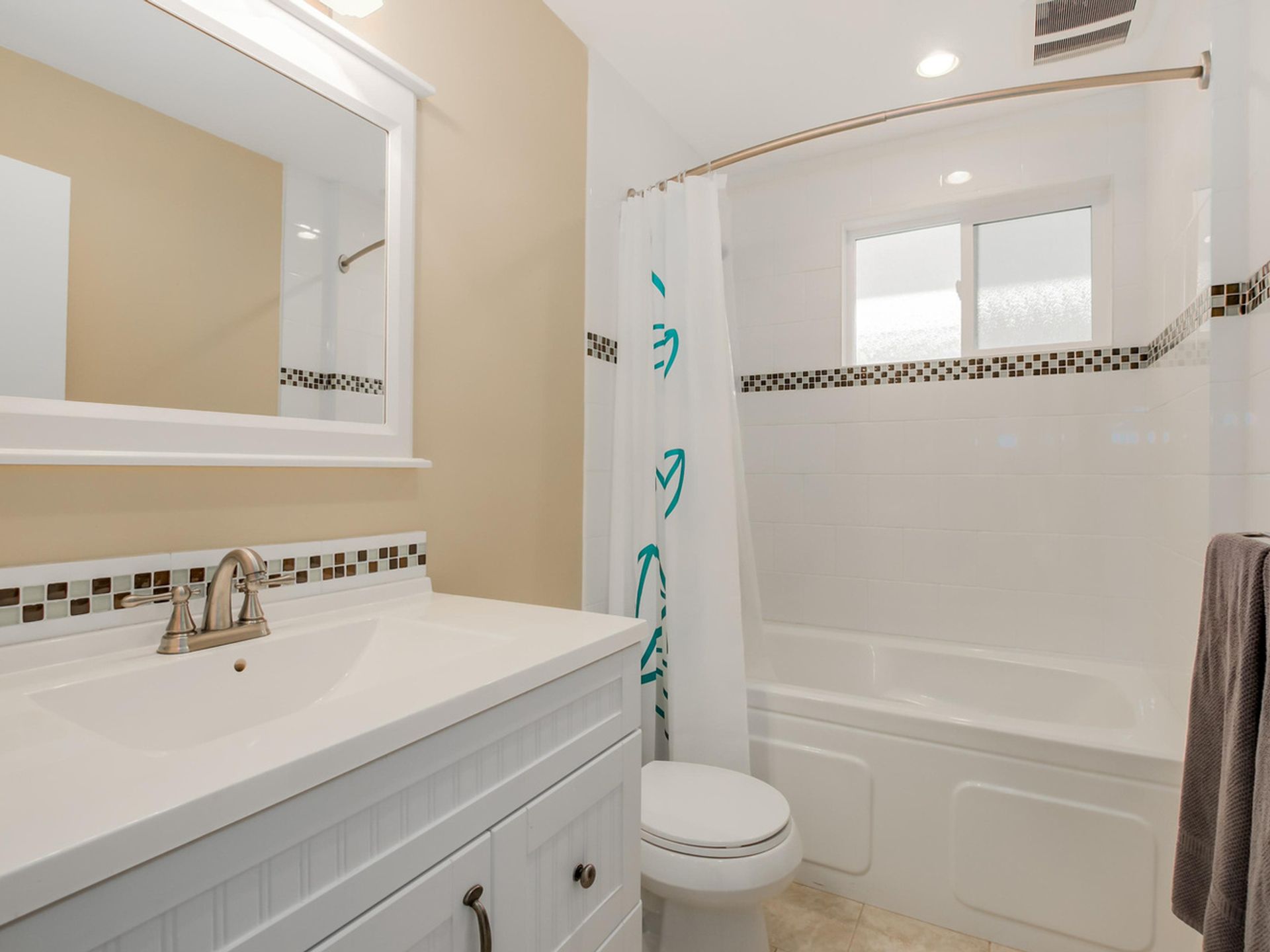 61744 at 828 4th Street E, North Vancouver